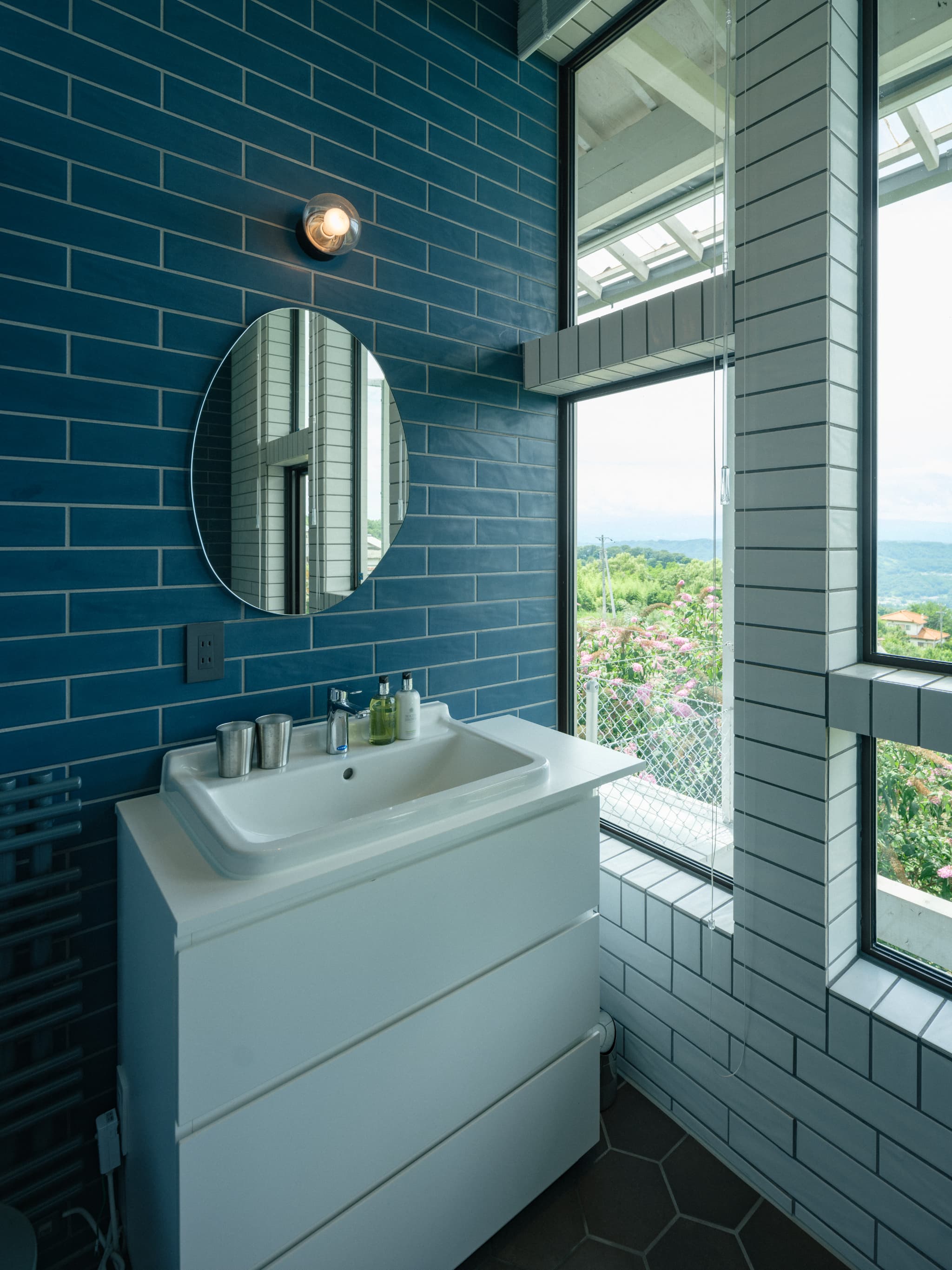 ASNOVA RESORT／空の家 GARDEN HOTEL